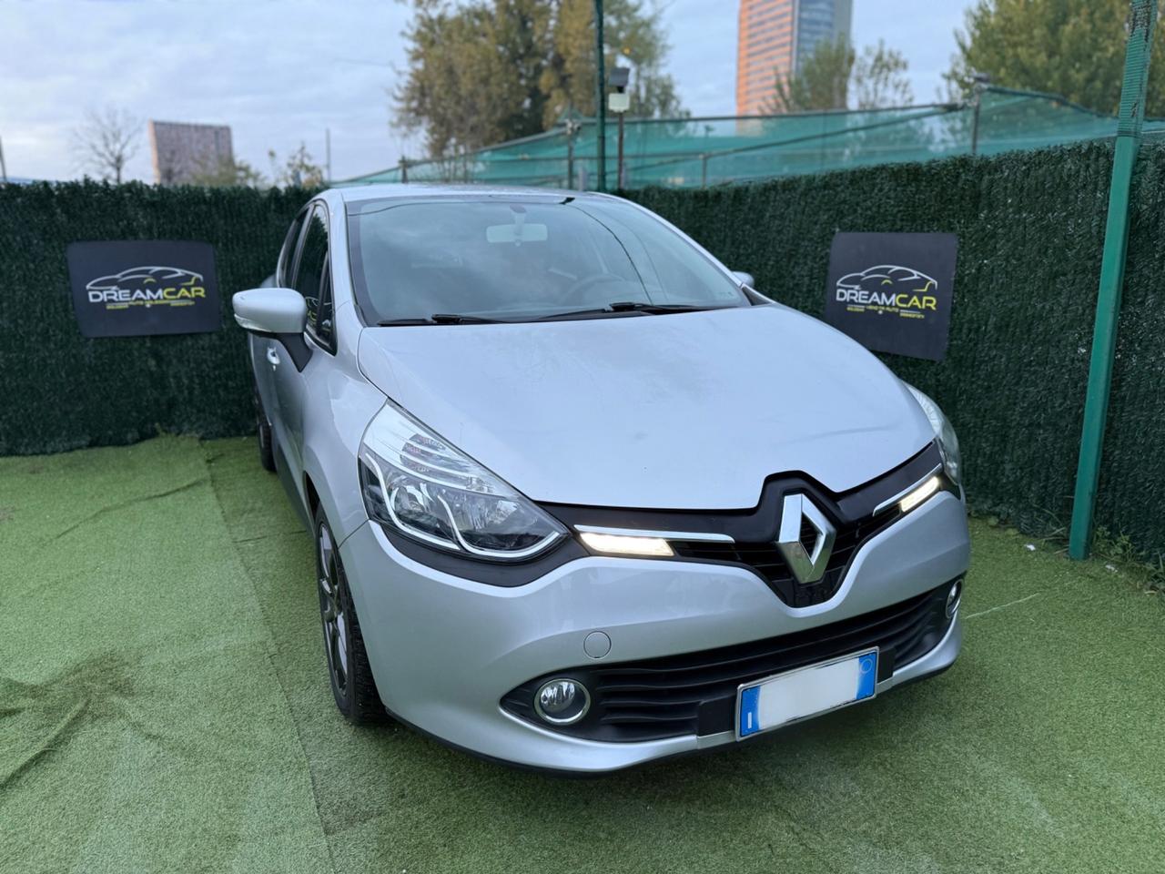 Renault CLIO 2013 1.2 BENZINA NEOPATENTATI NAVI FULL