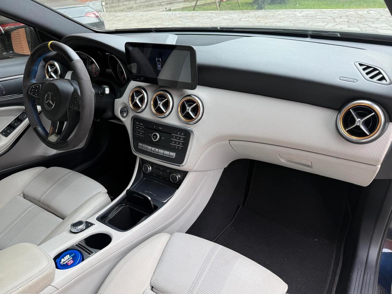 Mercedes-benz A 200 d Automatic 4Matic Executive