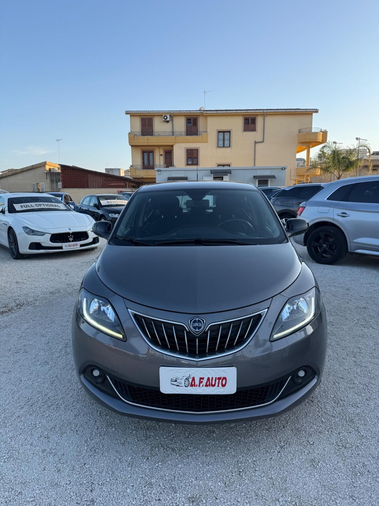 Lancia Ypsilon 1.0 FireFly 5 porte S&S Hybrid Gold