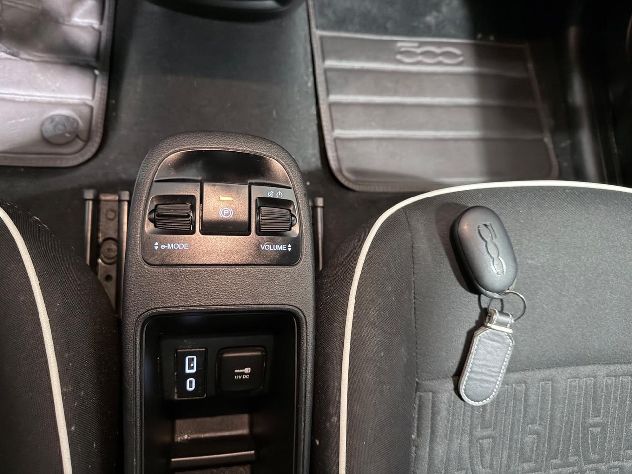 Fiat 500 500e Berlina 42 kWh