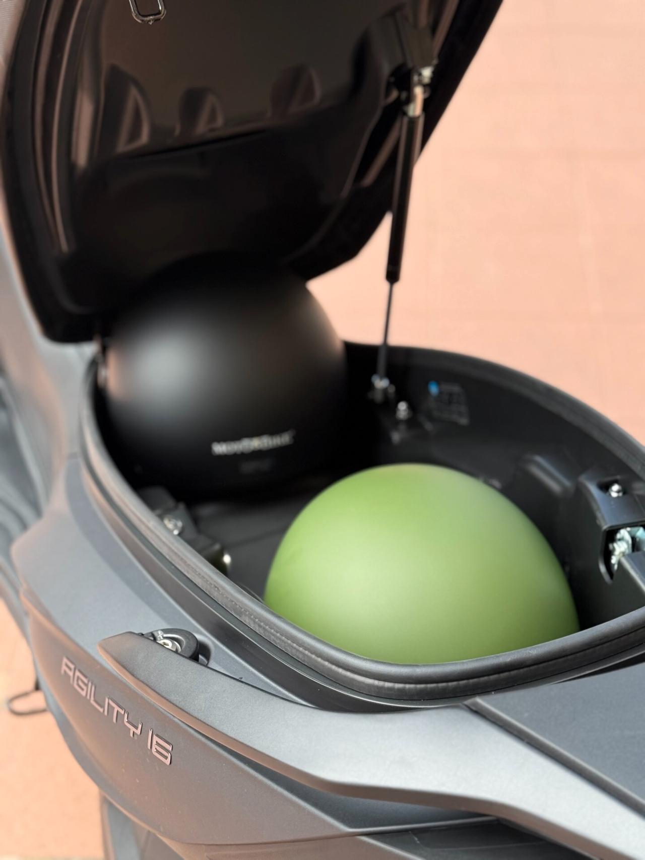 Kymco Agility 350