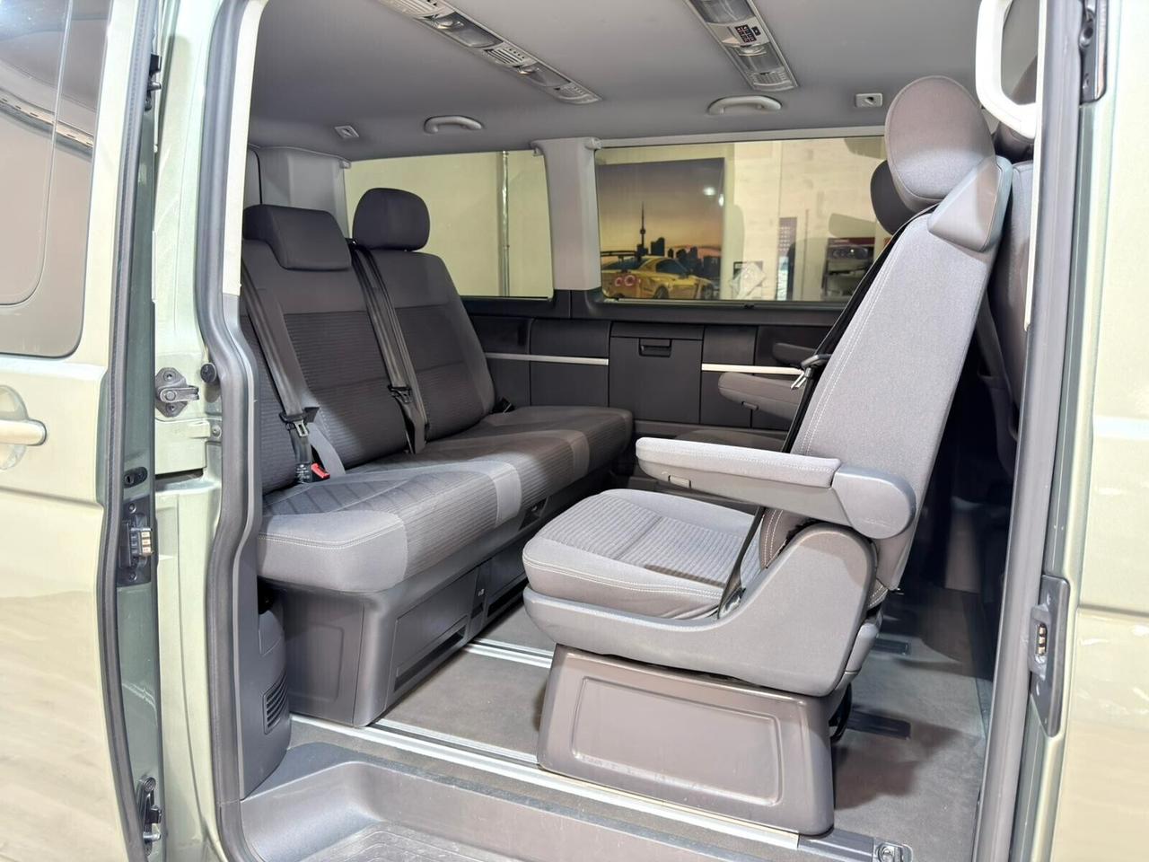 VOLKSWAGEN MULTIVAN T5 2.0biTDI 180cv 7POSTI