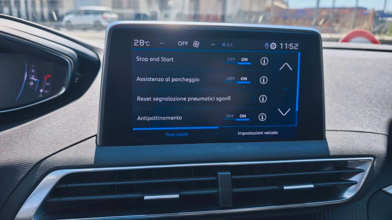 Peugeot 3008 BlueHDi 130 S&S Active Pack