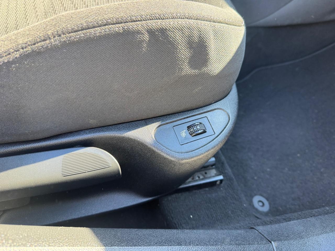 Peugeot 308 SW 2.0 DIESEL 136CV Ciel Féline 2008