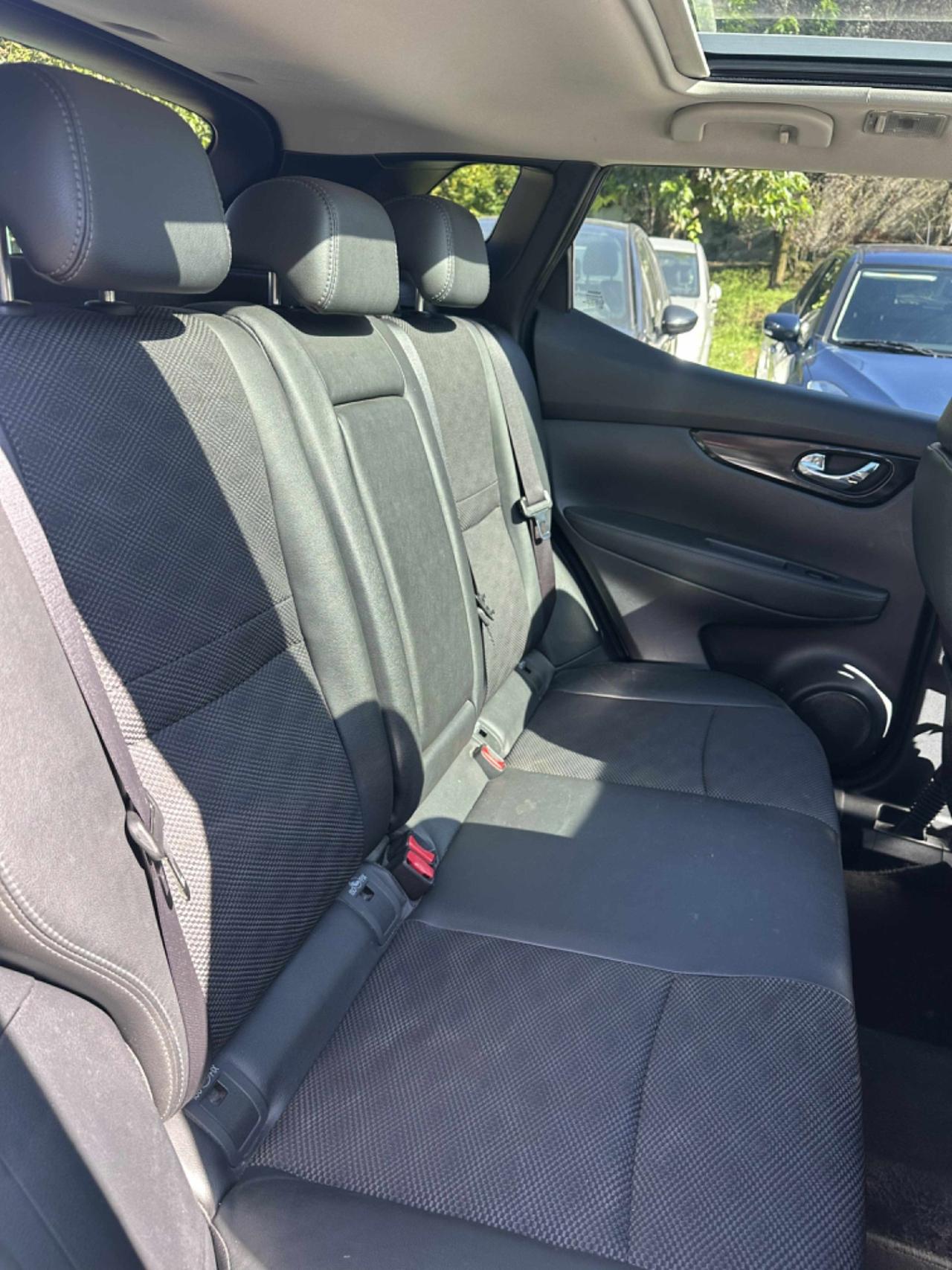 Nissan QASHQAI 1.6 dCi TEKNA TETTO FULLOPT 360CAM