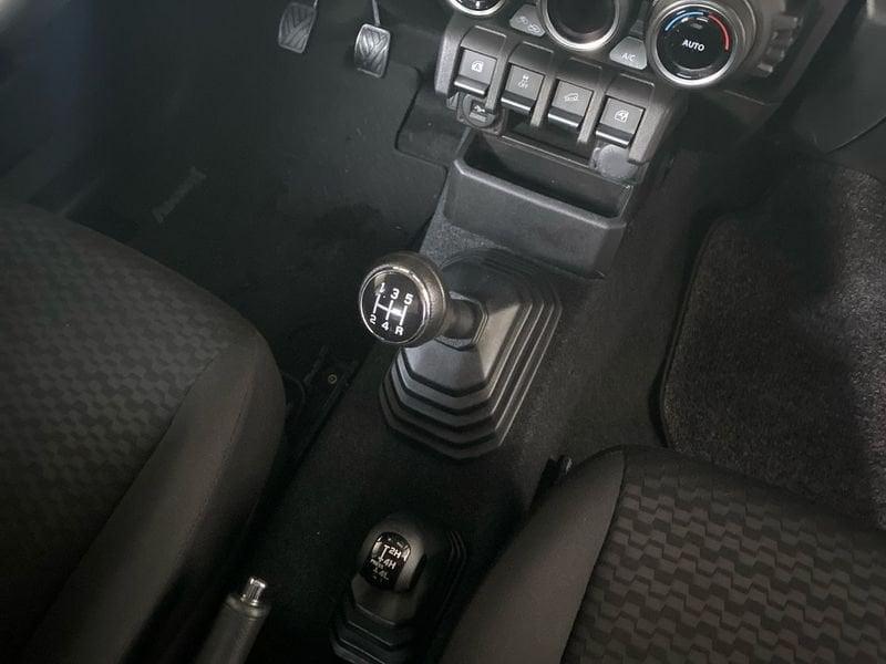 Suzuki Jimny Jimny 1.5 5MT Top 4Wd Allgrip