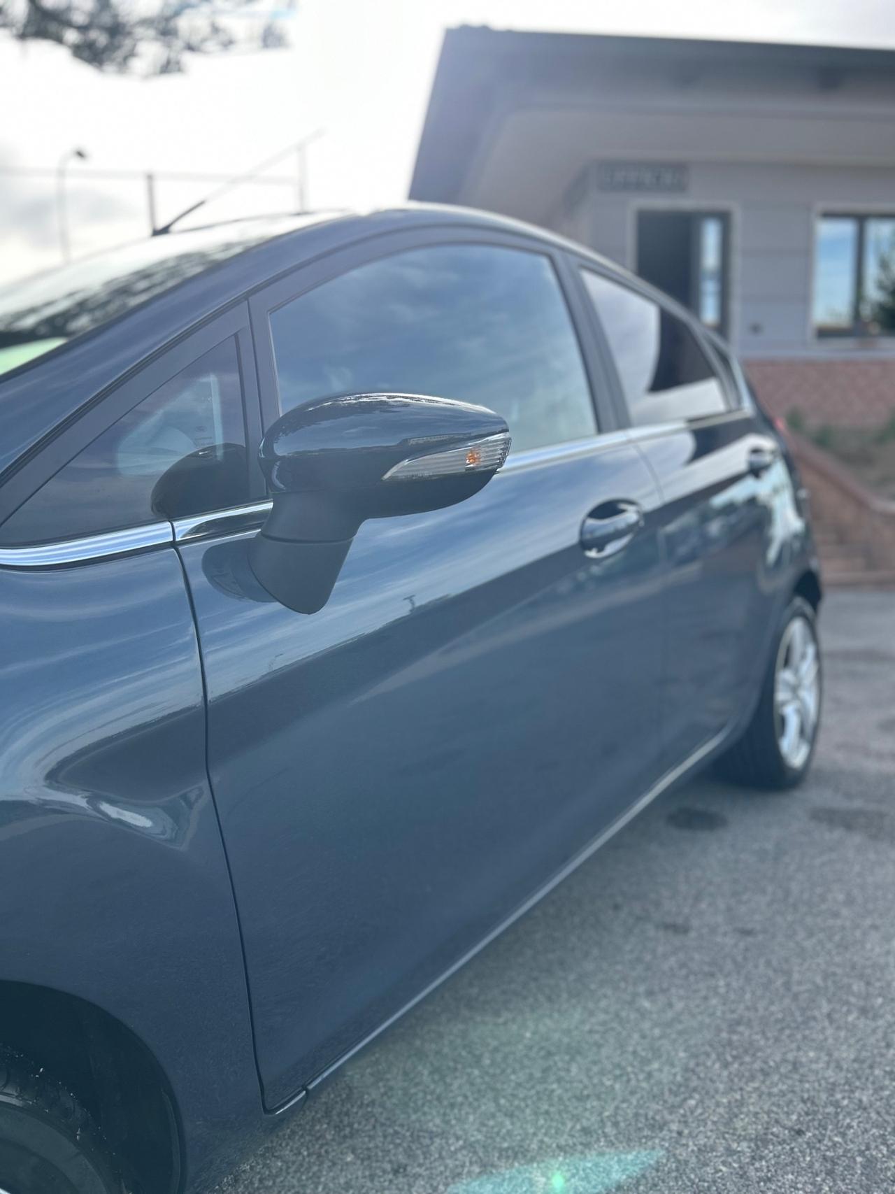 Ford Fiesta 1.4 5p. Bz.- GPL Titanium