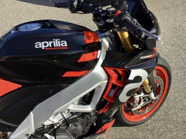 APRILIA TUONO V4 1100 Factory