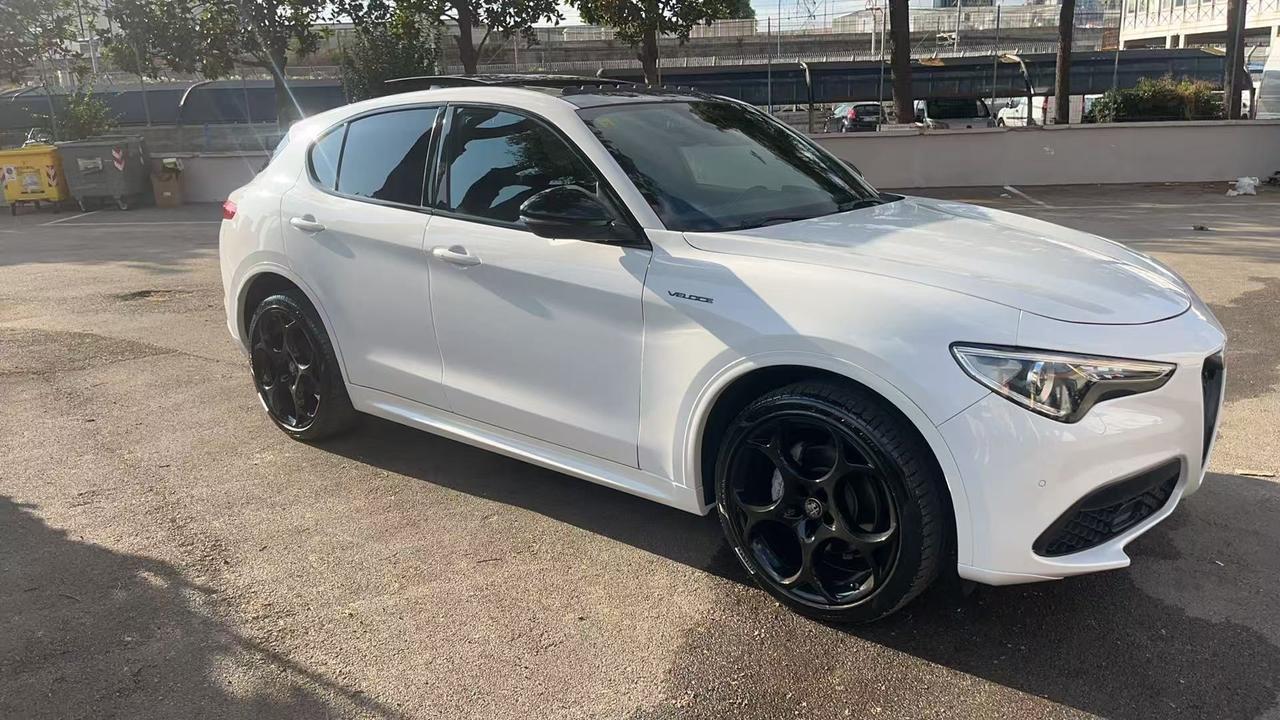 Alfa Romeo Stelvio 2.2 Turbodiesel 210 CV AT8 Q4 Veloce