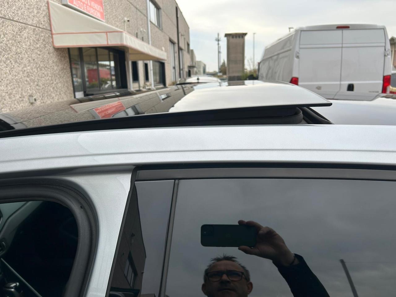 Volkswagen Taigo 1.0 TSI 110 CV DSG R-Line