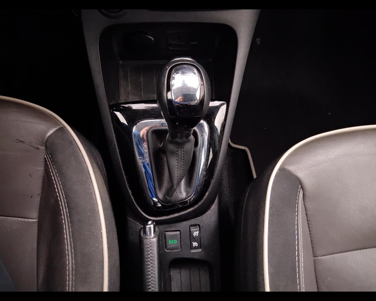 RENAULT Captur I 2013 - Captur 1.5 dci Iconic 90cv edc