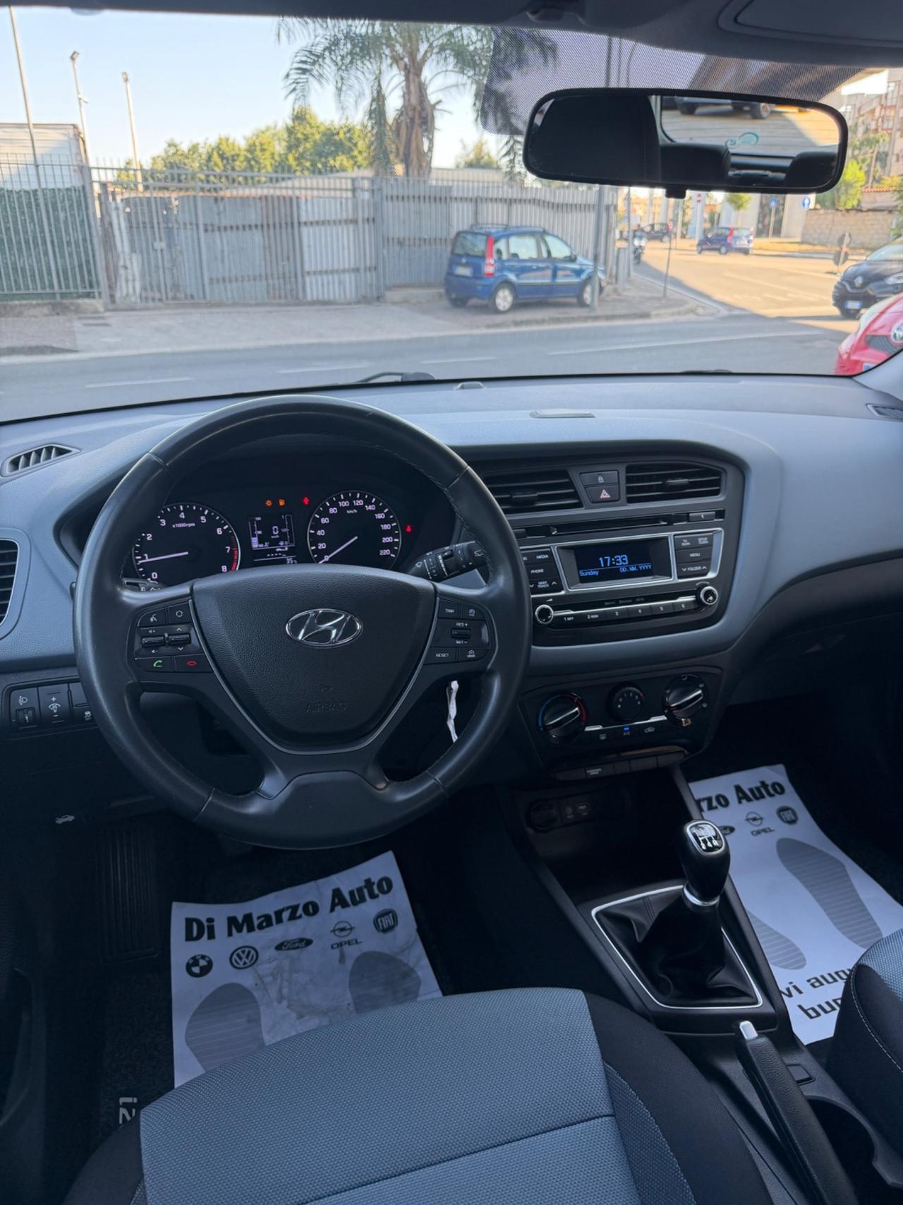 Hyundai i20 Coupé 1.2 3 porte Login