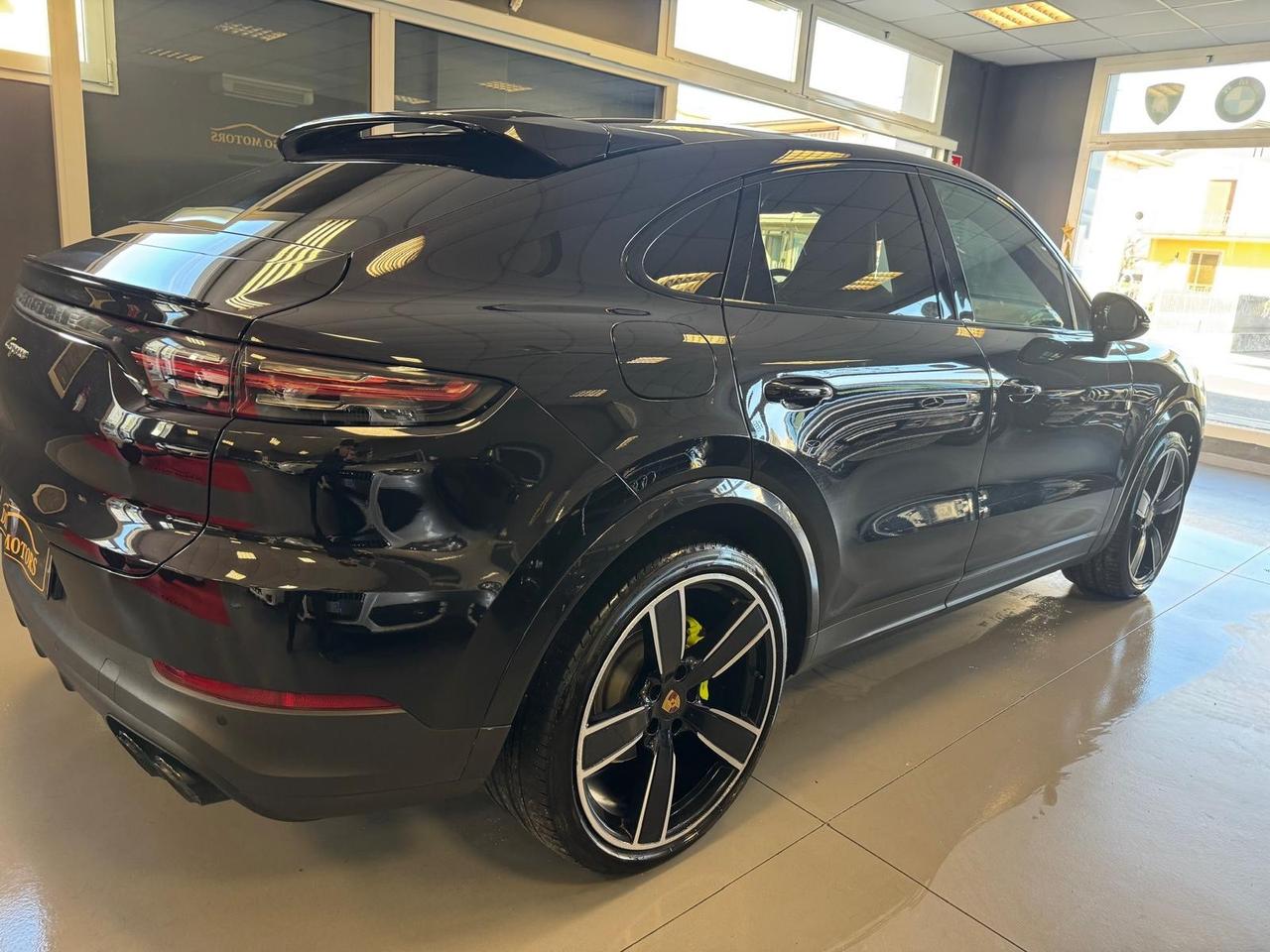 Porsche Cayenne Coupé 3.0 V6 E-Hybrid