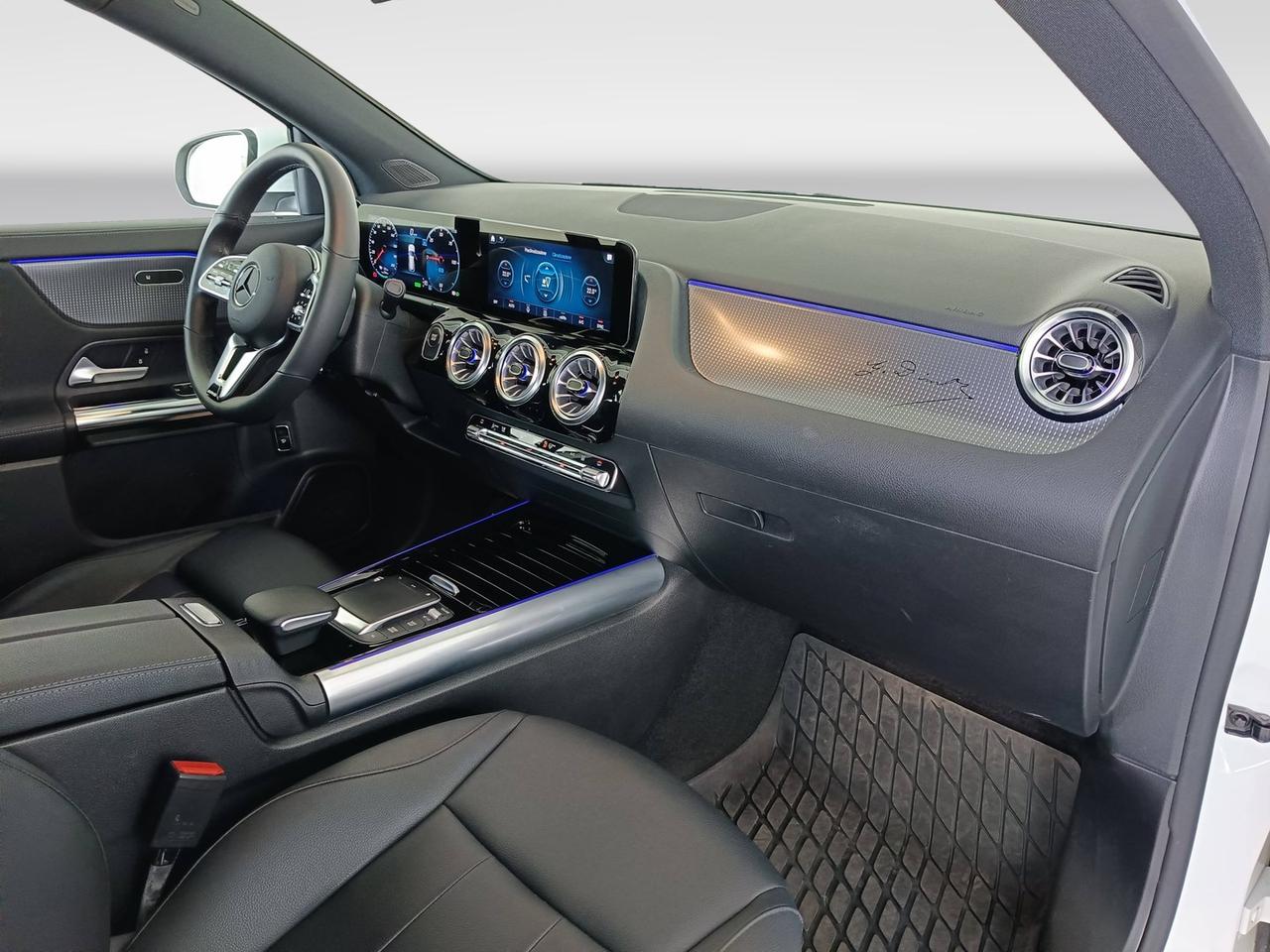 Mercedes-Benz EQA - H243 2021 - EQA 300 Sport 4matic