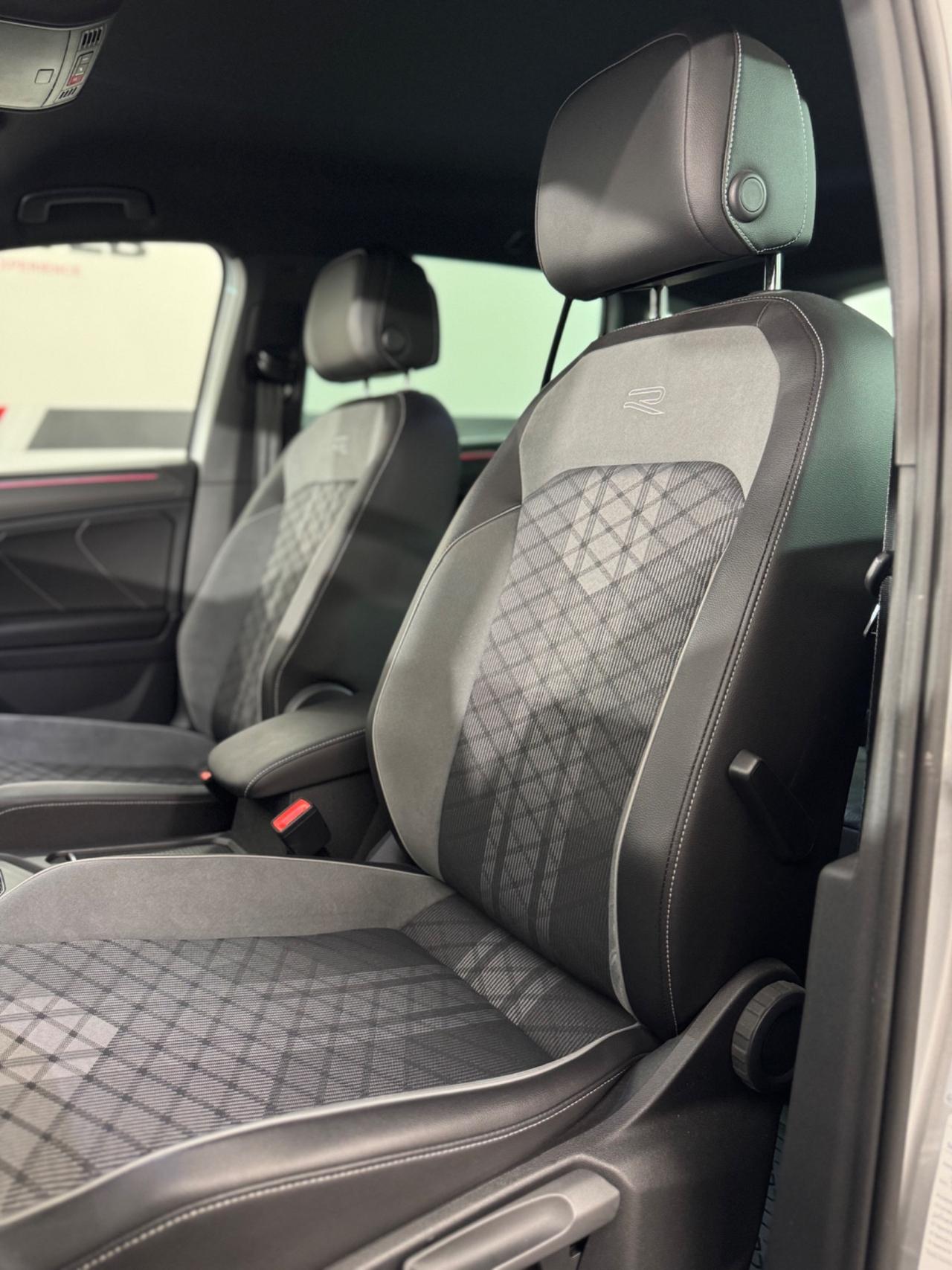 Volkswagen Tiguan 1.5 TSI 150 CV DSG ACT R-Line