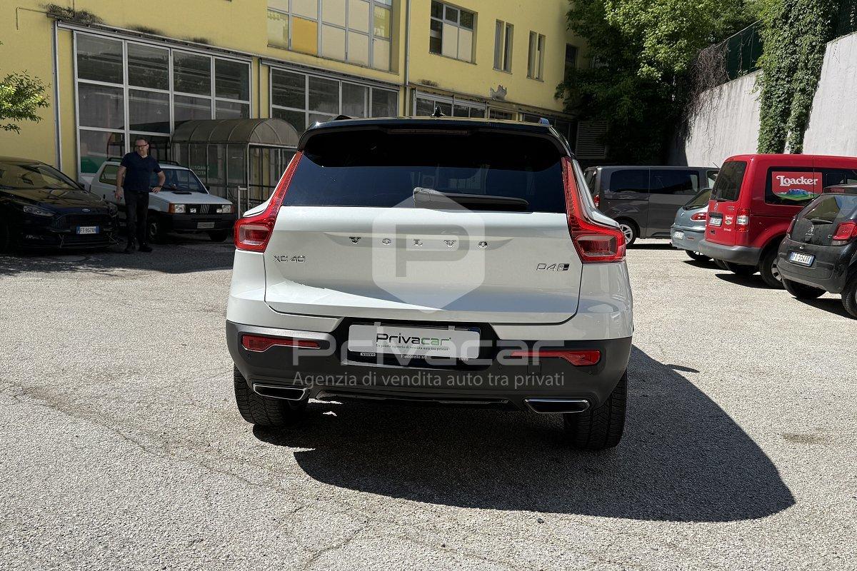 VOLVO XC40 D4 AWD Geartronic R-design