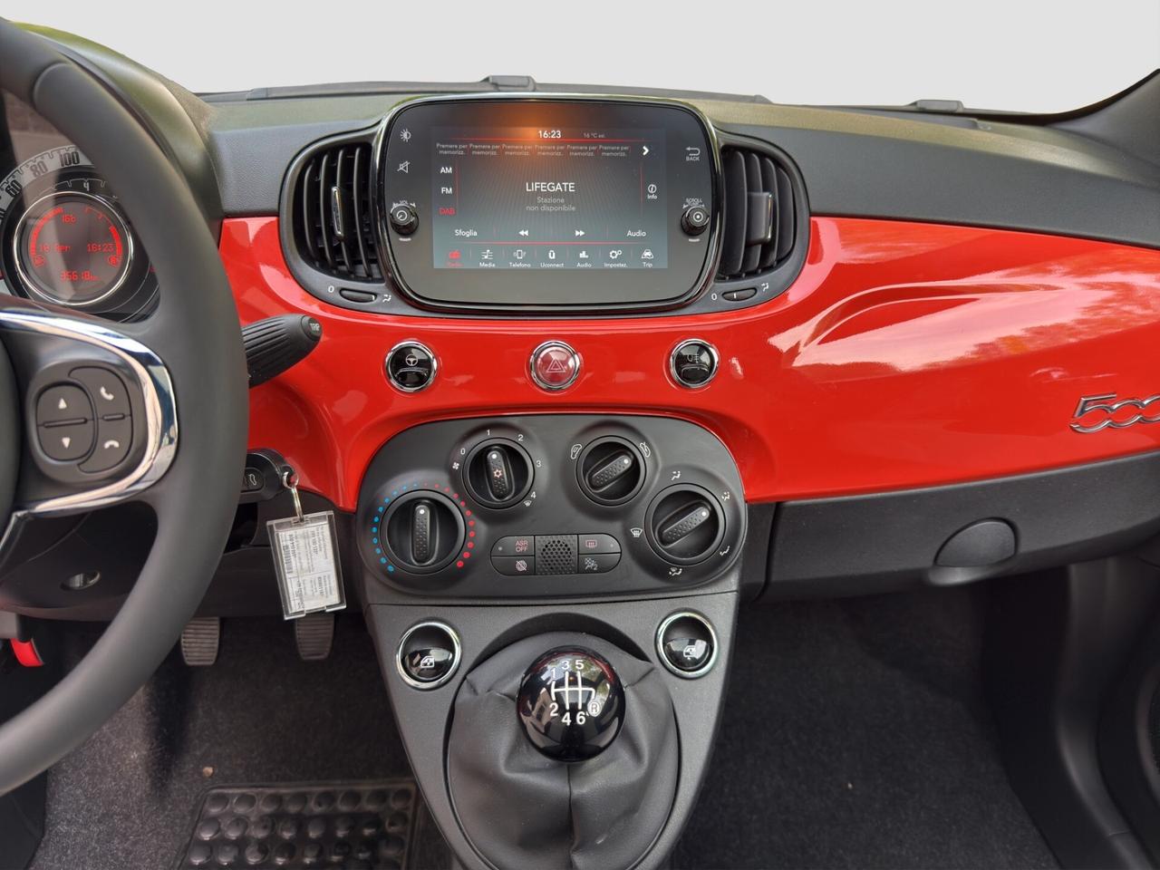 Fiat 500 1.0 Hybrid Dolcevita
