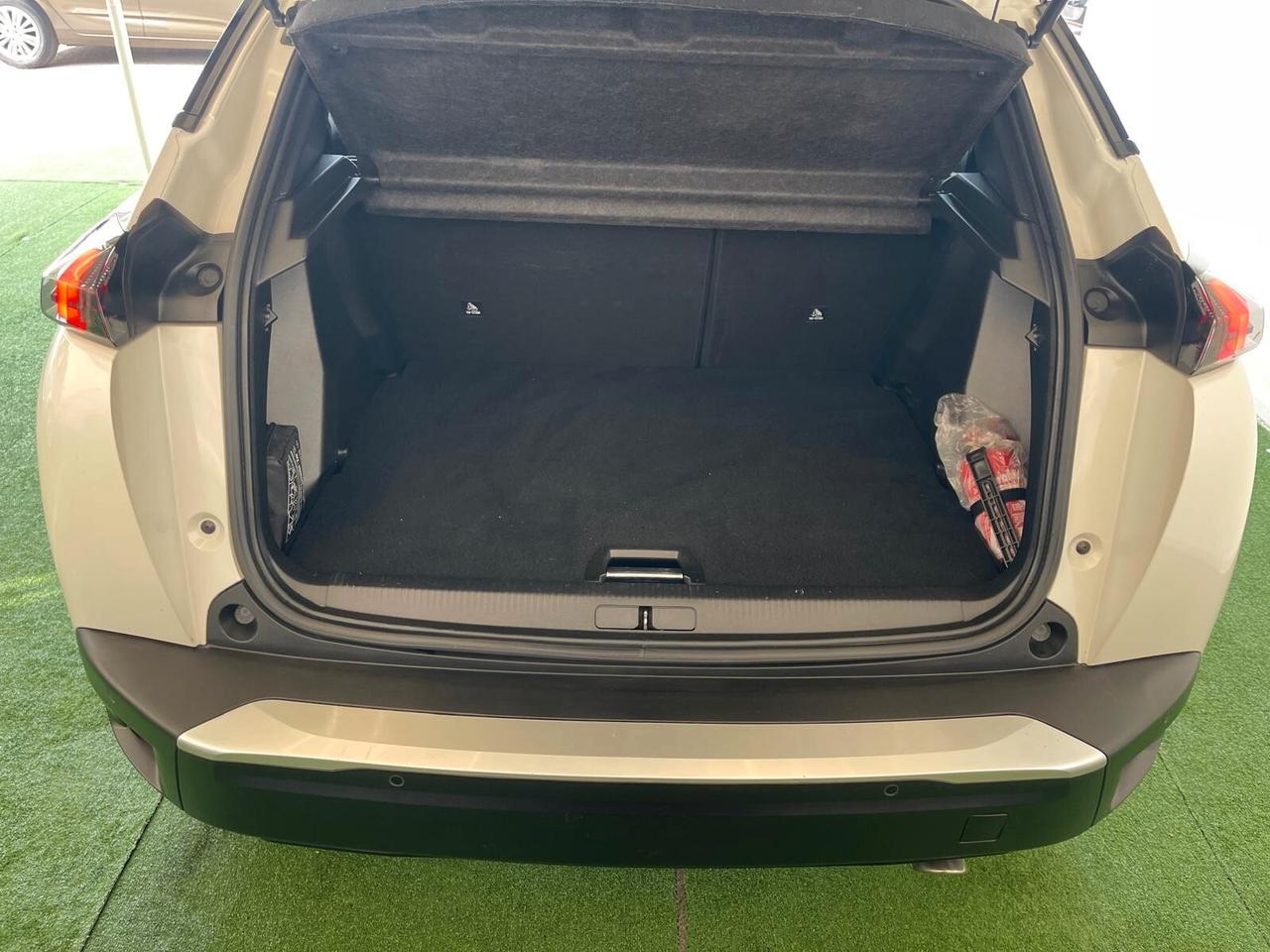 PEUGEOT 2008 1.5 DIESEL 130CV GT LINE