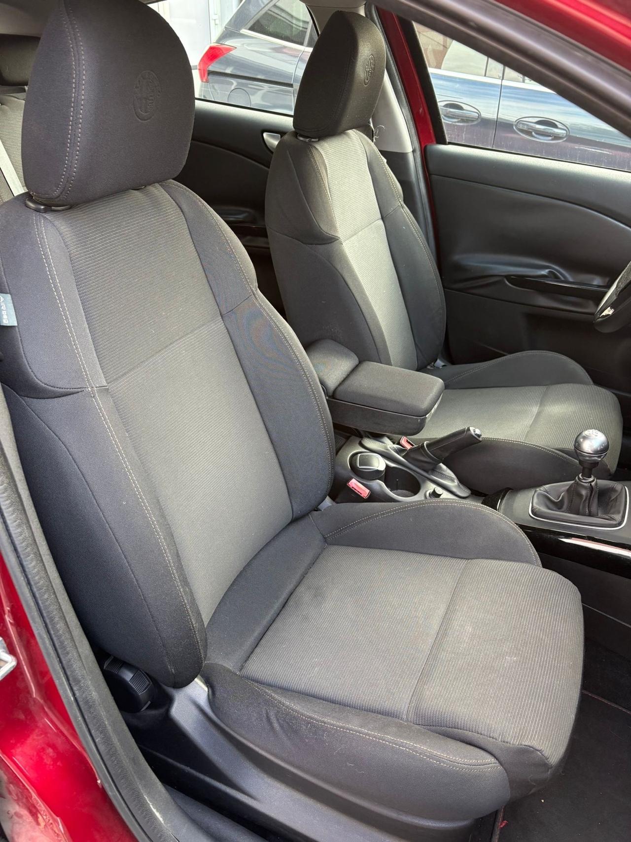 Alfa Romeo Giulietta 1.4 Turbo MultiAir Distinctive