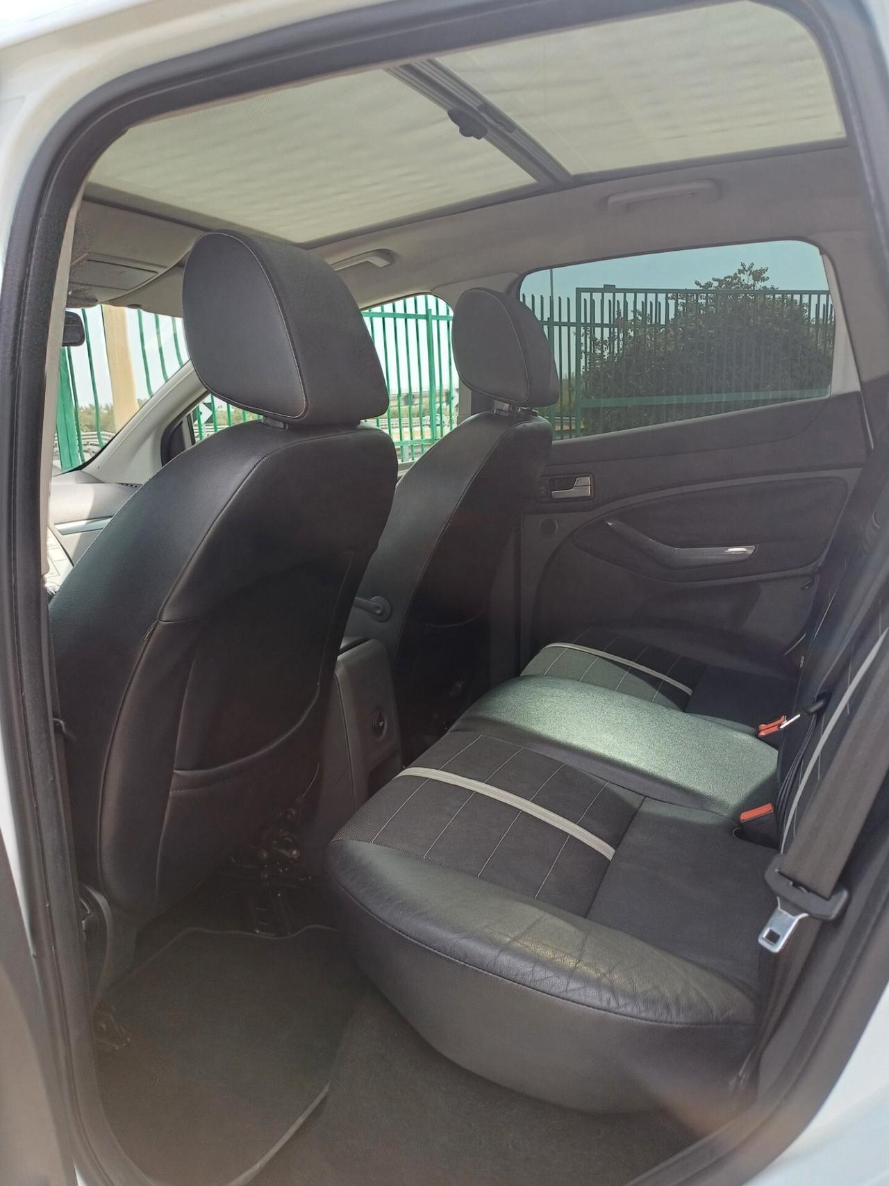 Ford Kuga 2.0 TDCi 163 CV 4WD Powersh.Titanium DPF