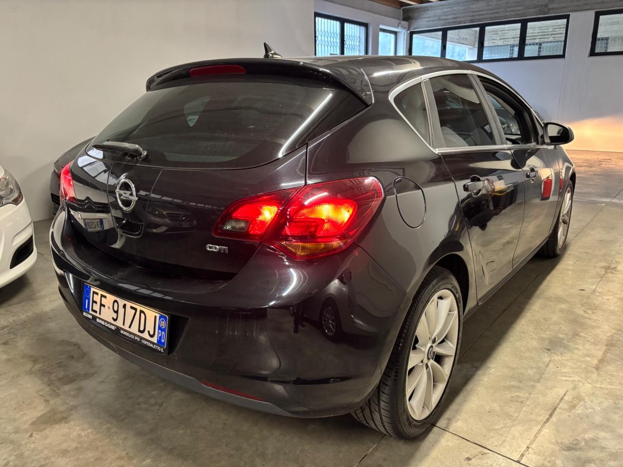 Opel Astra 1.7 CDTI 125CV 5 porte OK NEOPATENTATI