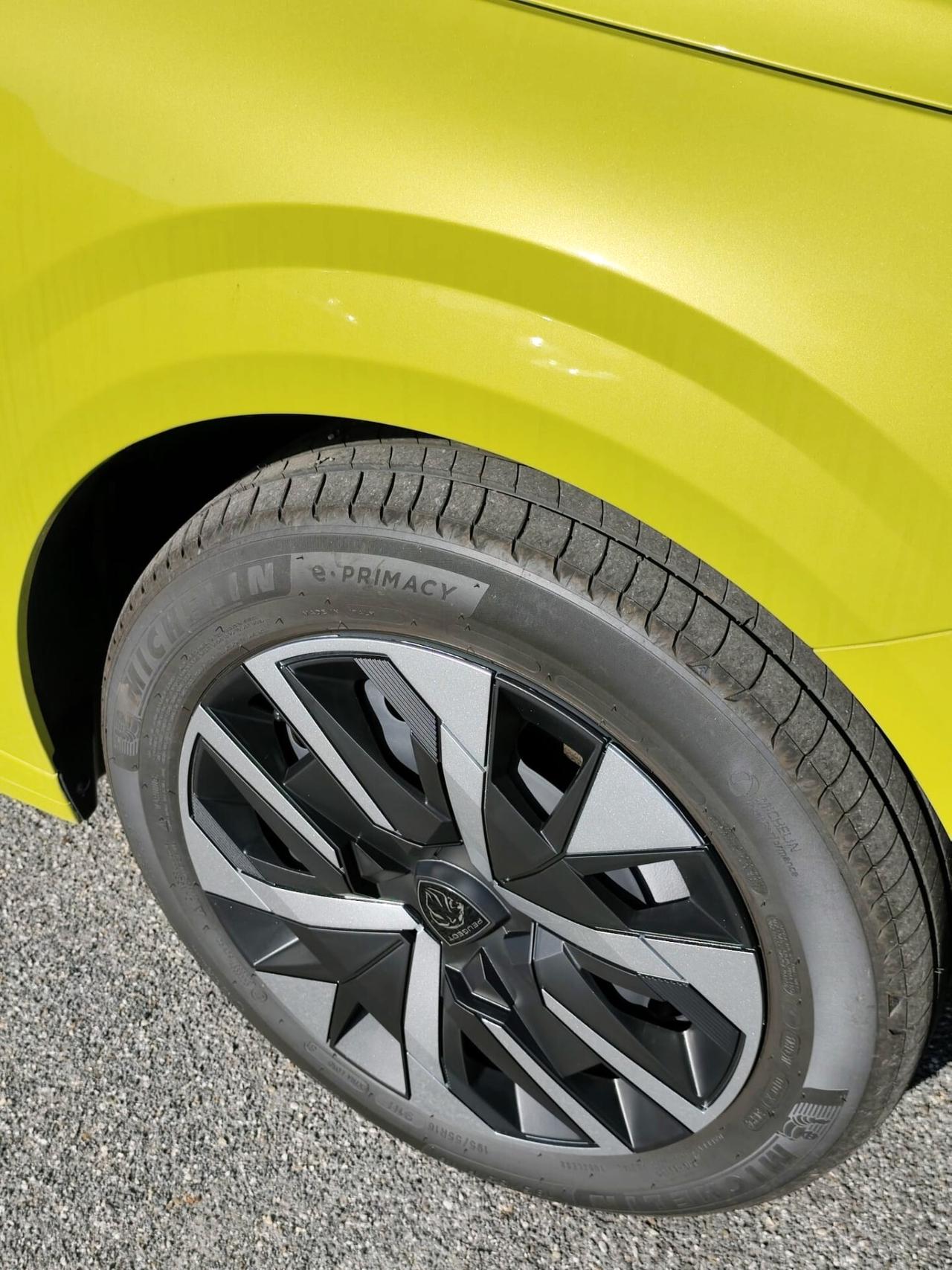 Peugeot 208 Hybrid 110 e-DCS6 Style