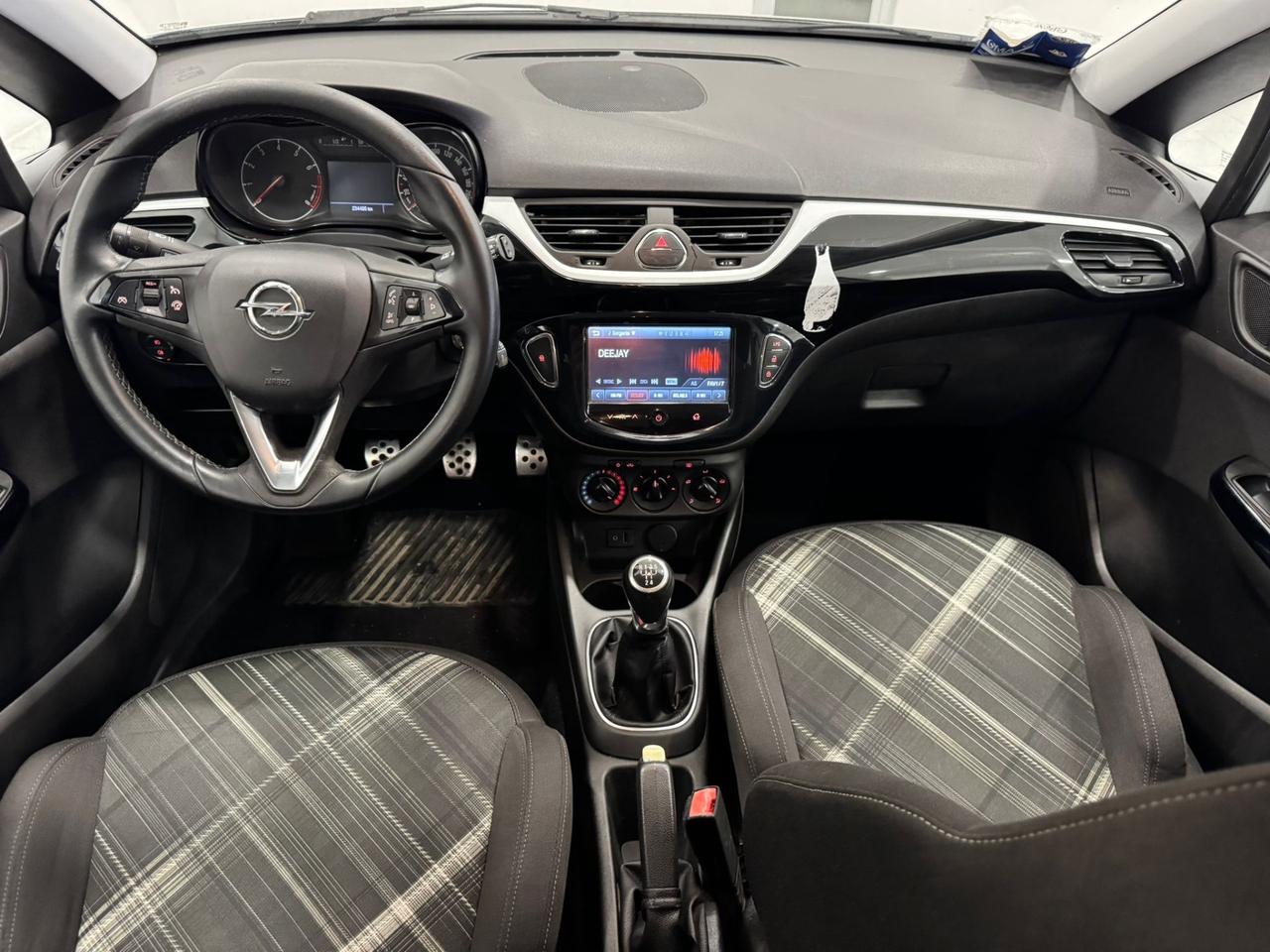 Opel Corsa 1.4 90CV GPL Tech 5 porte b-Color