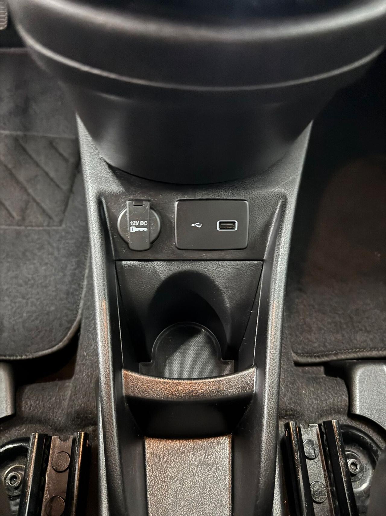 Lancia Ypsilon 1.2 69 CV 5 porte S&S Platinum
