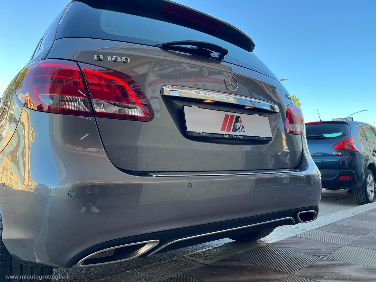 MERCEDES-BENZ B 180 d Sport