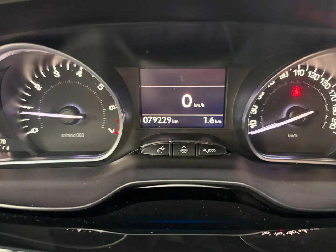Peugeot 208 5p 1.2 vti 12v Access