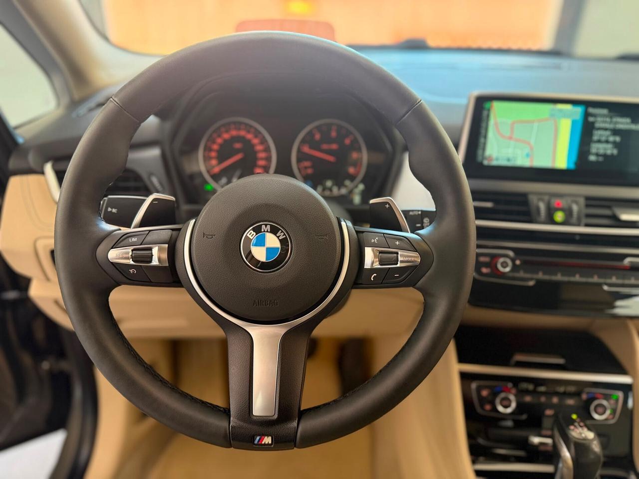Bmw 2er Active Tourer 218d Luxury