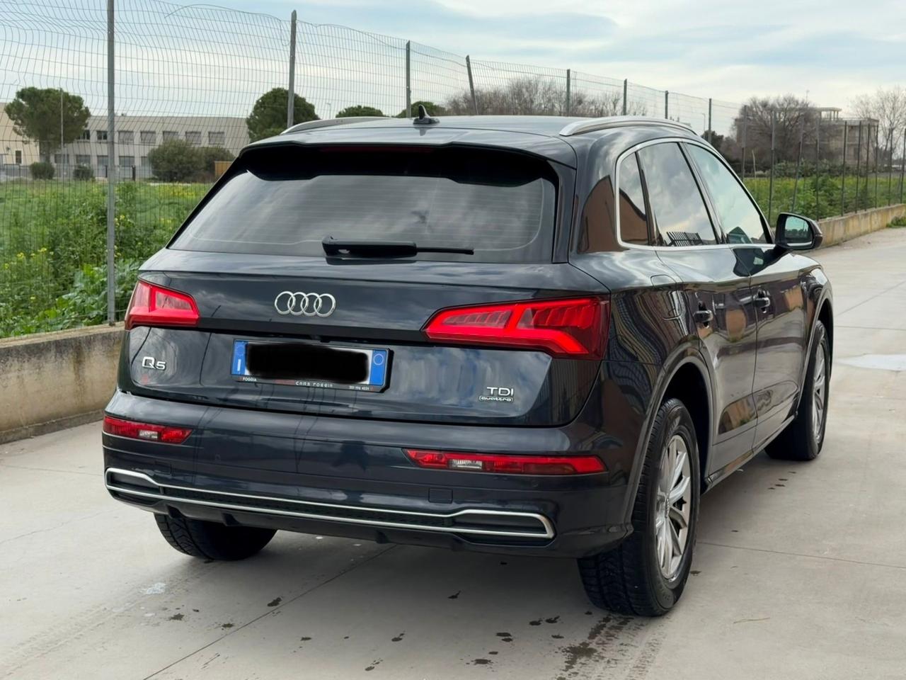 Audi Q5 2.0 TDI 190 CV S tronic Business