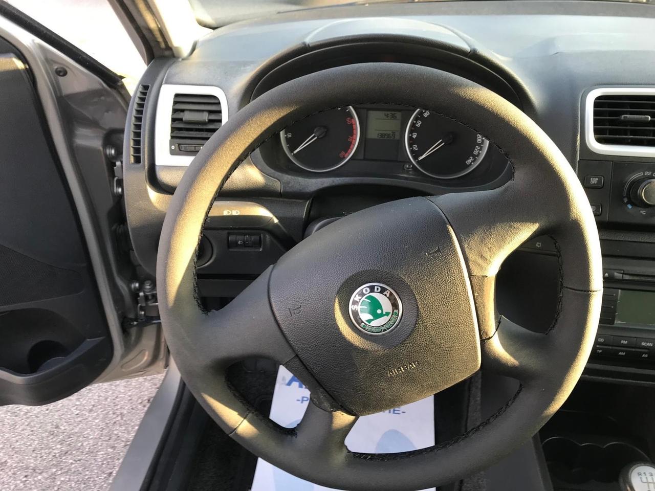 Skoda Fabia 1.2 12V 70CV 51 KW 5p. Style pari al nuovo