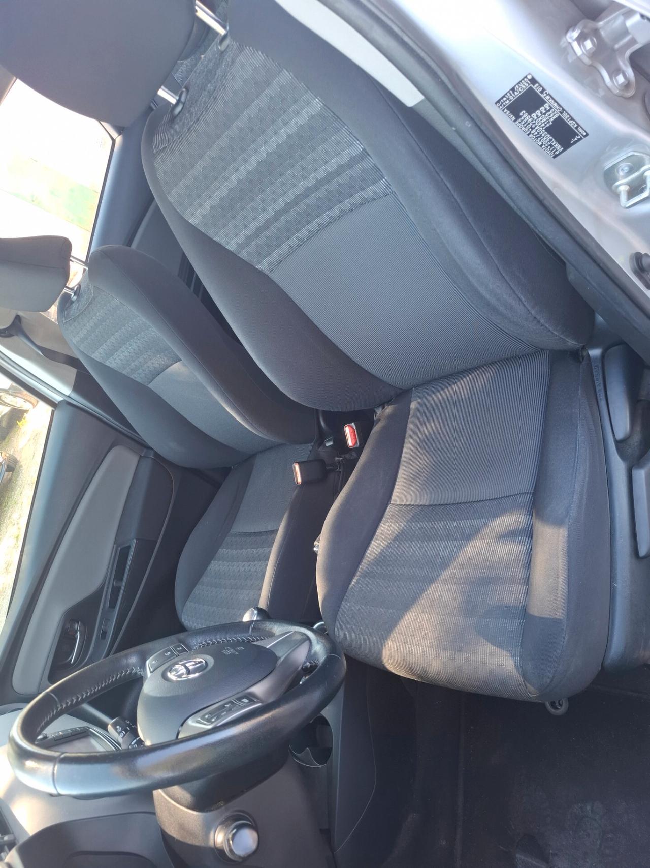 Toyota Yaris 1.0 5 porte Lounge