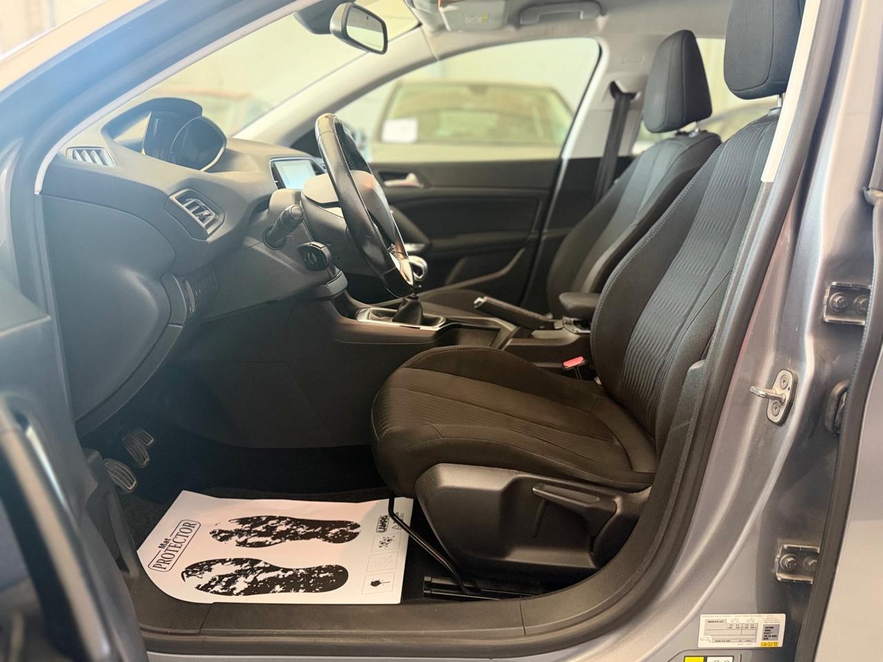 Peugeot 308 BlueHDi 120 S&S SW Active NEOPATENTATI