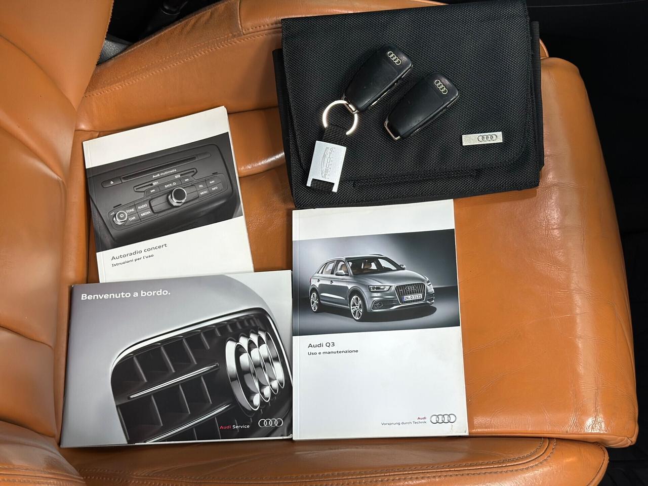 Audi Q3 2.0 tdi 177 CV s-line permute