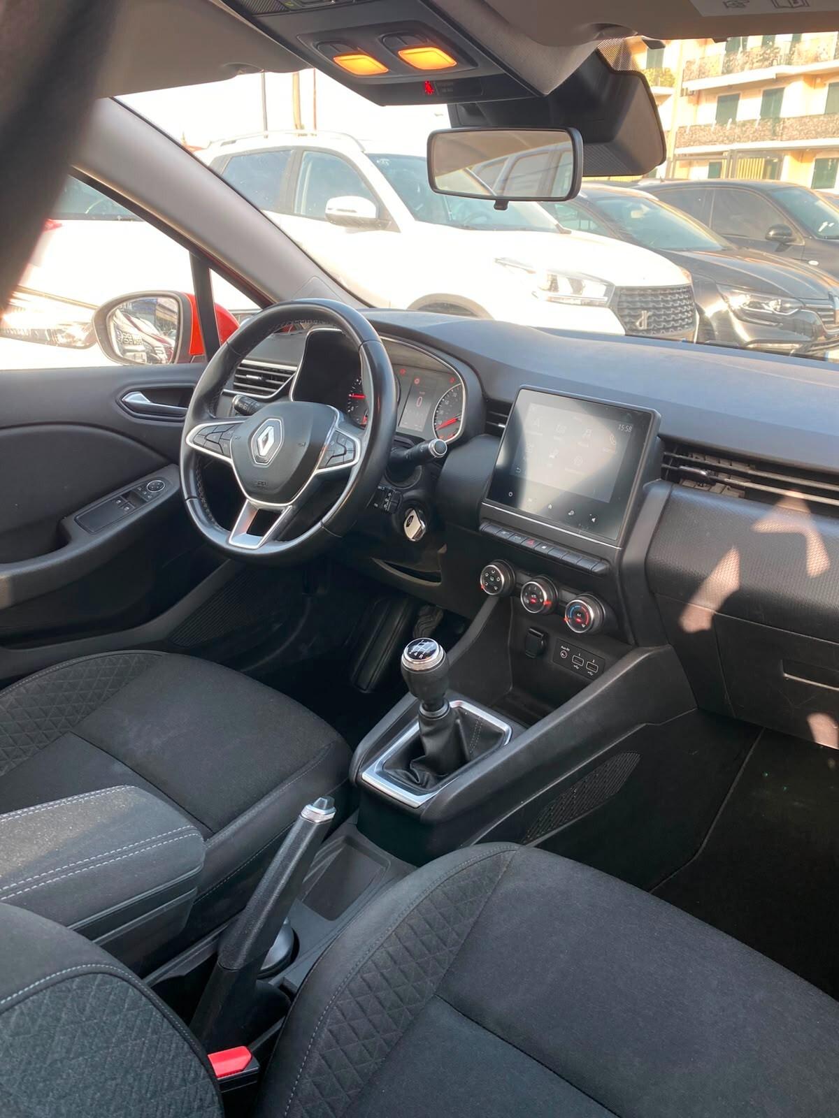 Renault Clio TCe 100 CV 5 porte Intens