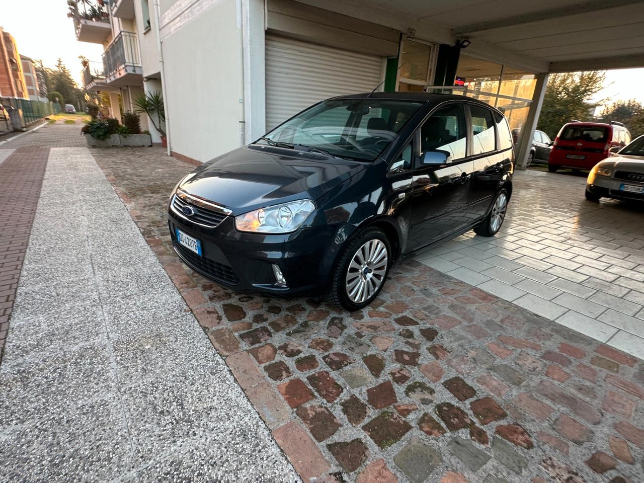 Ford C-Max 2.0 145 CV GPL (12 RATE)