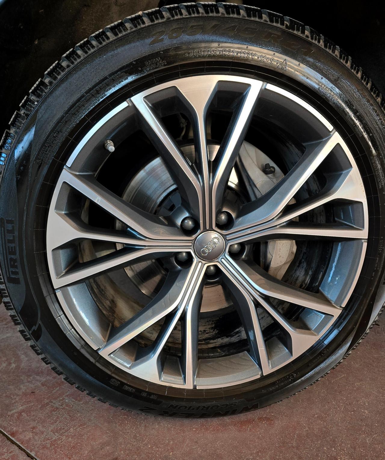 Audi Q8 50 TDI 286 CV quattro tiptronic Sport BlackNight