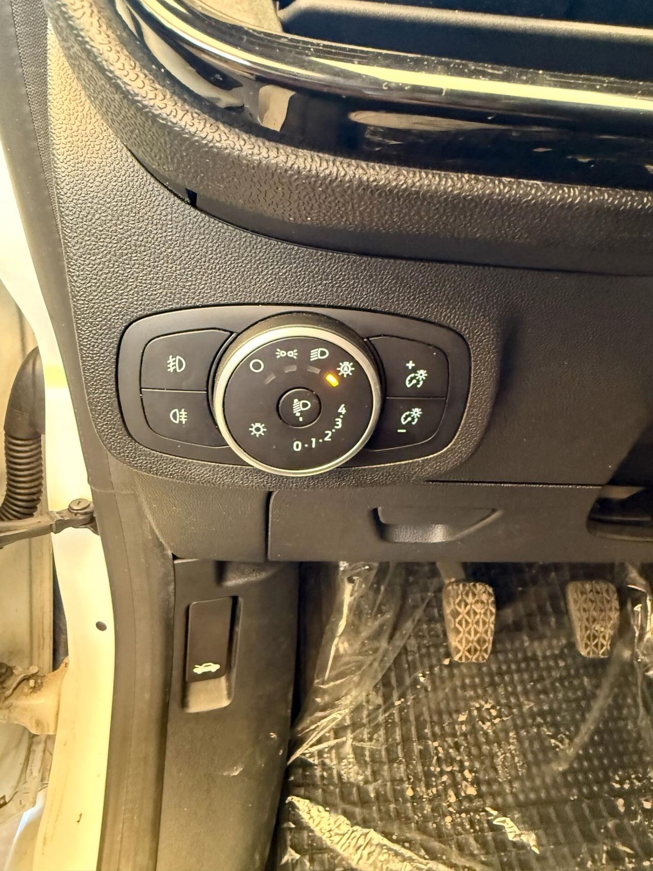 FORD FIESTA 1,5 DIESEL