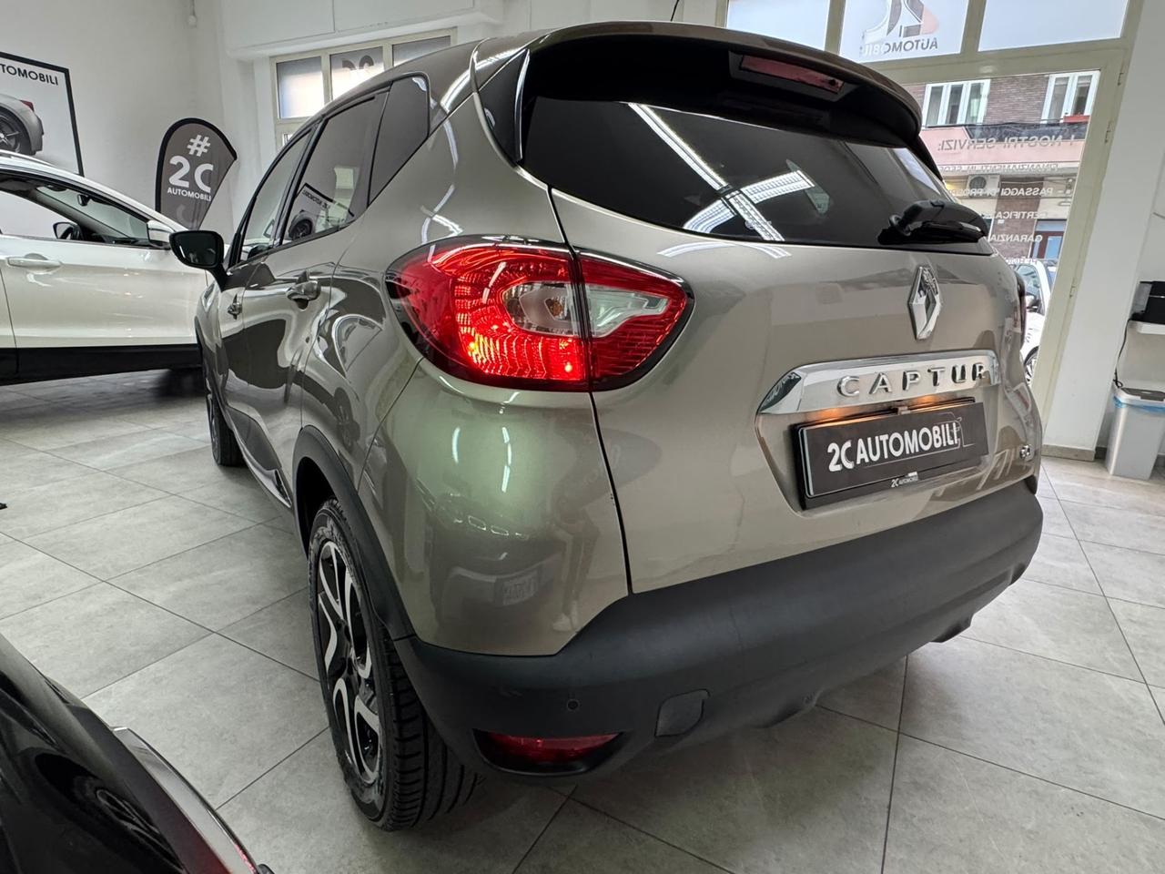 Renault Captur /1.5 dCi 110 CV / DIESEL/2016