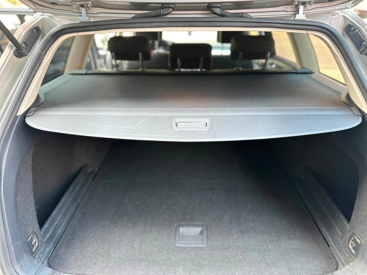 Volkswagen Passat 2.0 TDI DSG Comfortline BlueMotion Technology