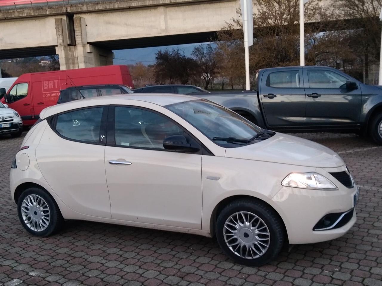 Lancia Ypsilon 1.3 MJT 16V 95 CV 5 porte S&S Gold