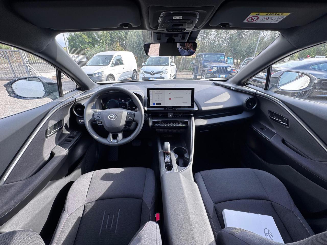 Toyota C-HR 1.8 hev Trend fwd e-cvt