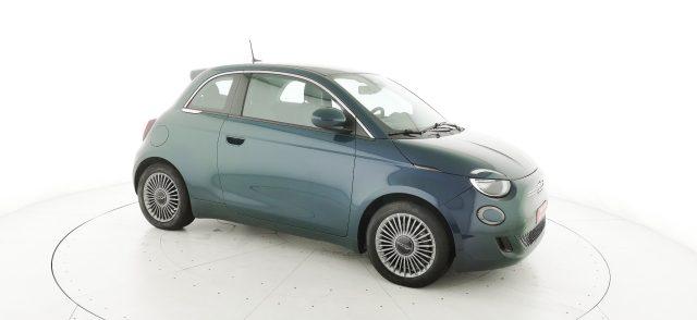 FIAT 500e Berlina 42 kWh La Prima