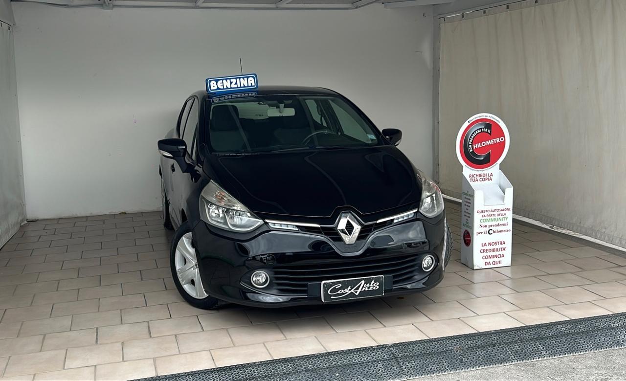 Renault Clio 1.2 Benz. 75 cv 2013 Neopatenati