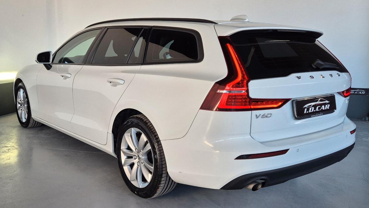 Volvo V60 B4 (d) Geartronic Momentum Business