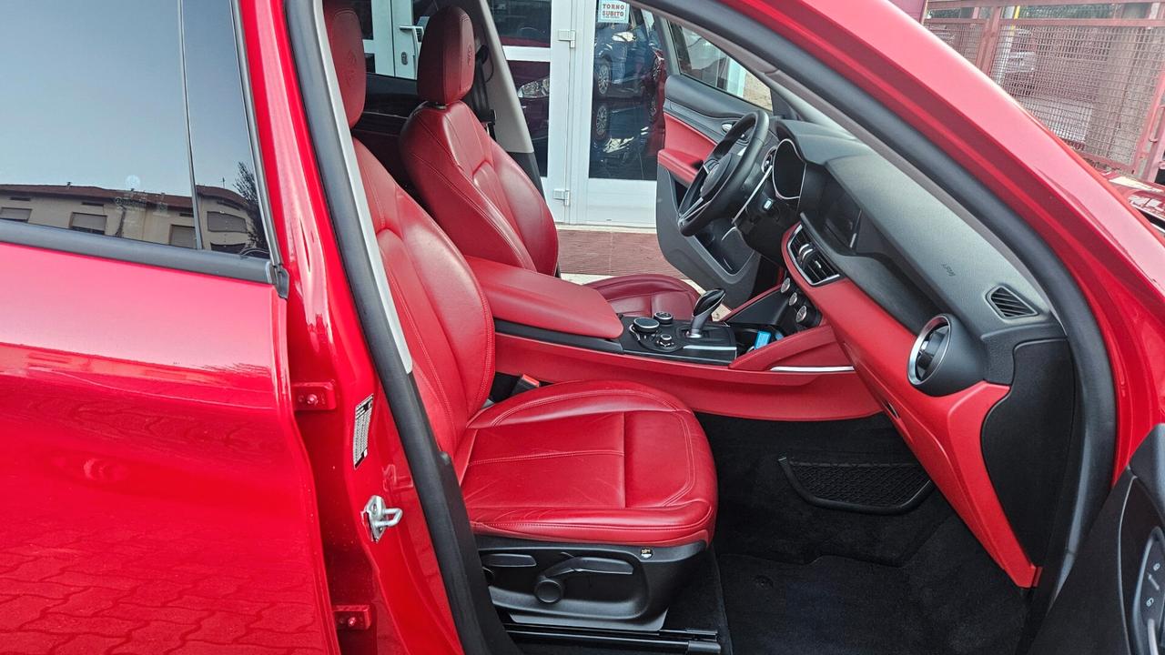 Alfa Romeo Stelvio 2.2 t Q4 210cv auto PELLE-CAM-CERCHI 20"
