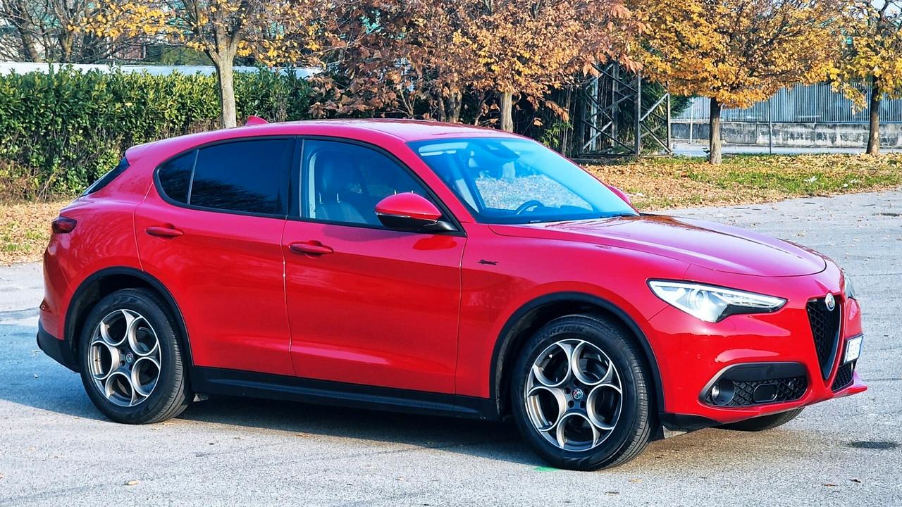 Alfa Romeo Stelvio 2.2 Turbodiesel 190 CV AT8 Q4 Sprint