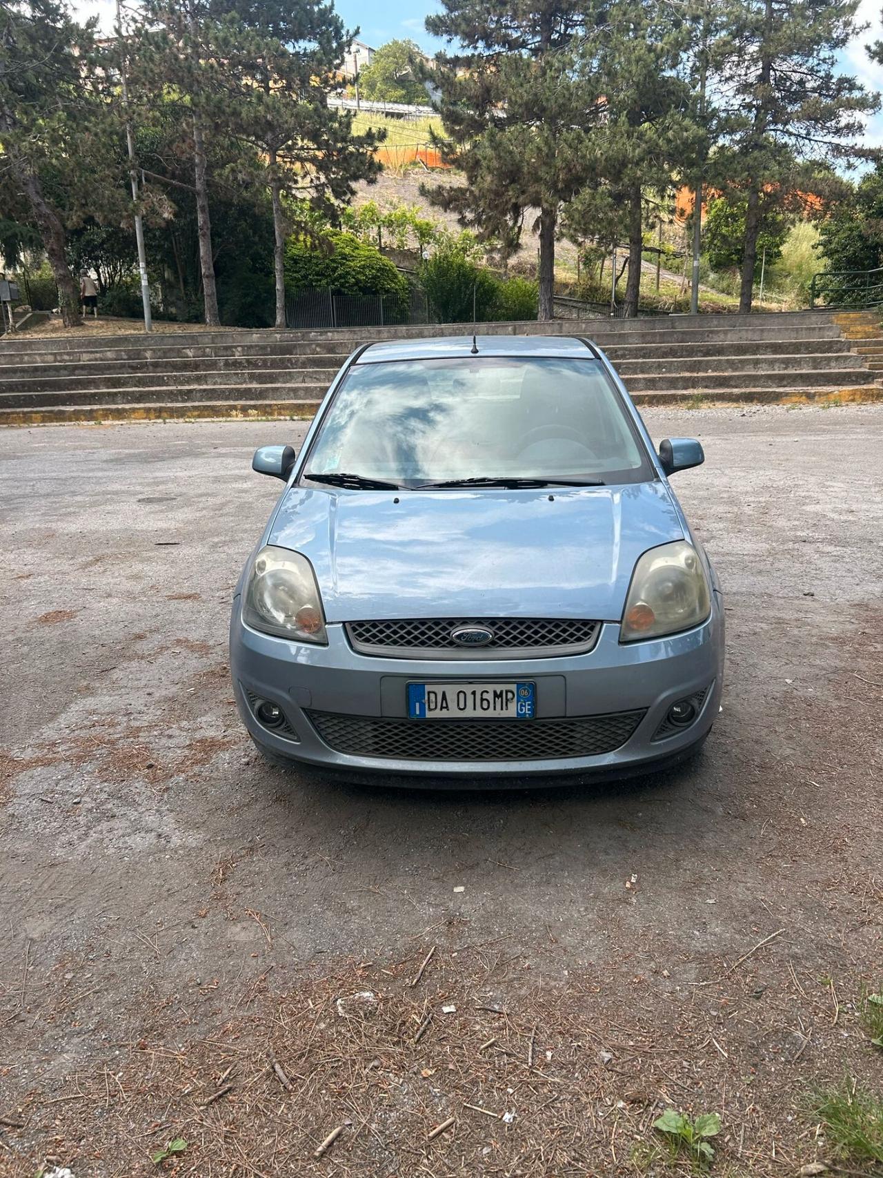 Ford Fiesta 1.4 TDCi 5p. Ghia